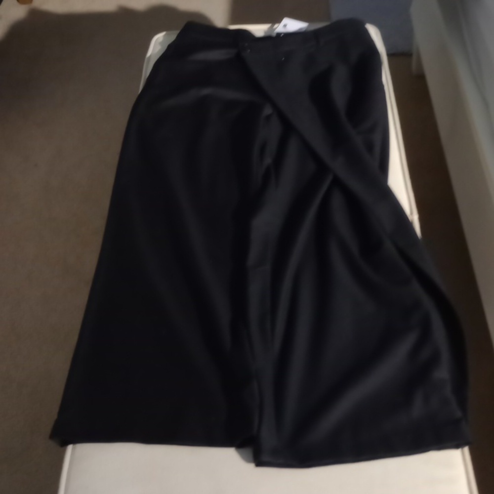 BNWT Commense wide leg black pants with diagonal flap size large - Picture 2 of 11